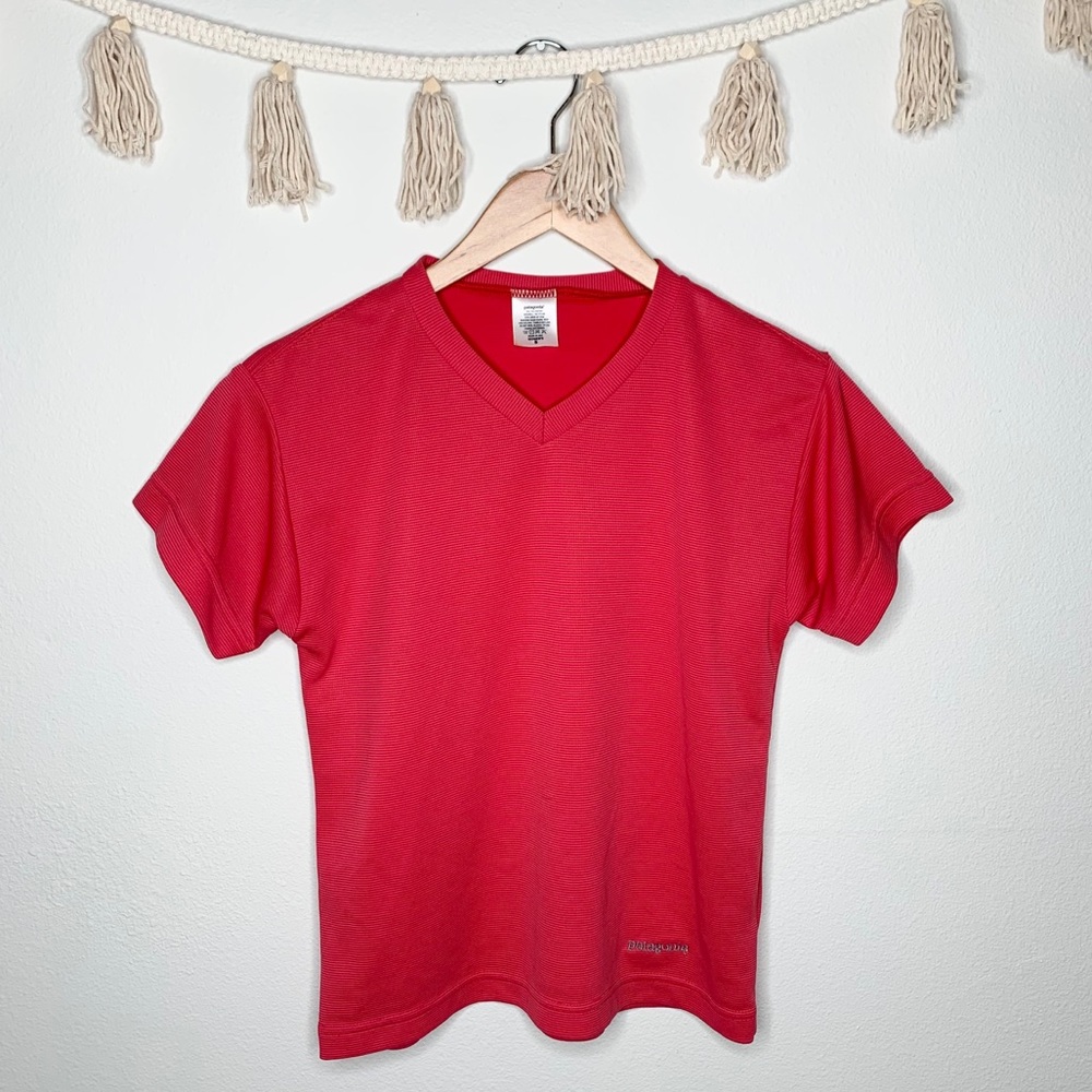 Vintage Patagonia V-Neck Top Short Sleeve Pink S